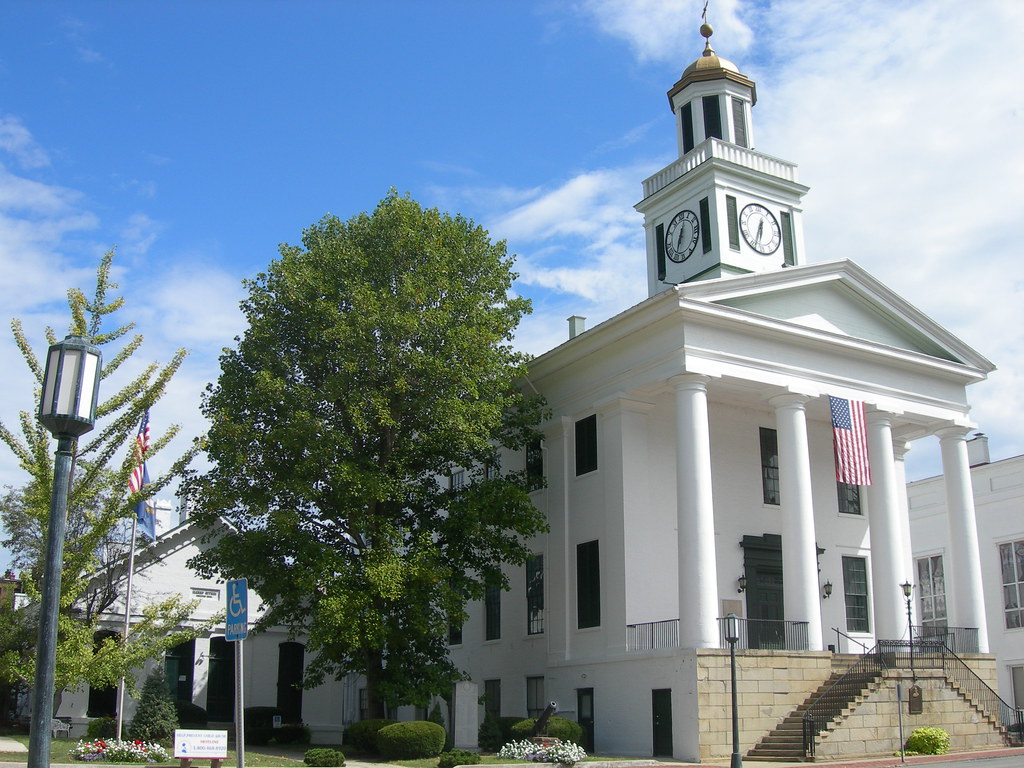 Mason County Court House Maysville, Kentucky Built in 1845… Flickr