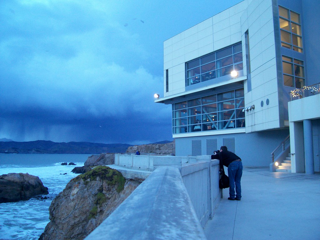 Cliff House Looking back toward the Cliff House building. … Flickr
