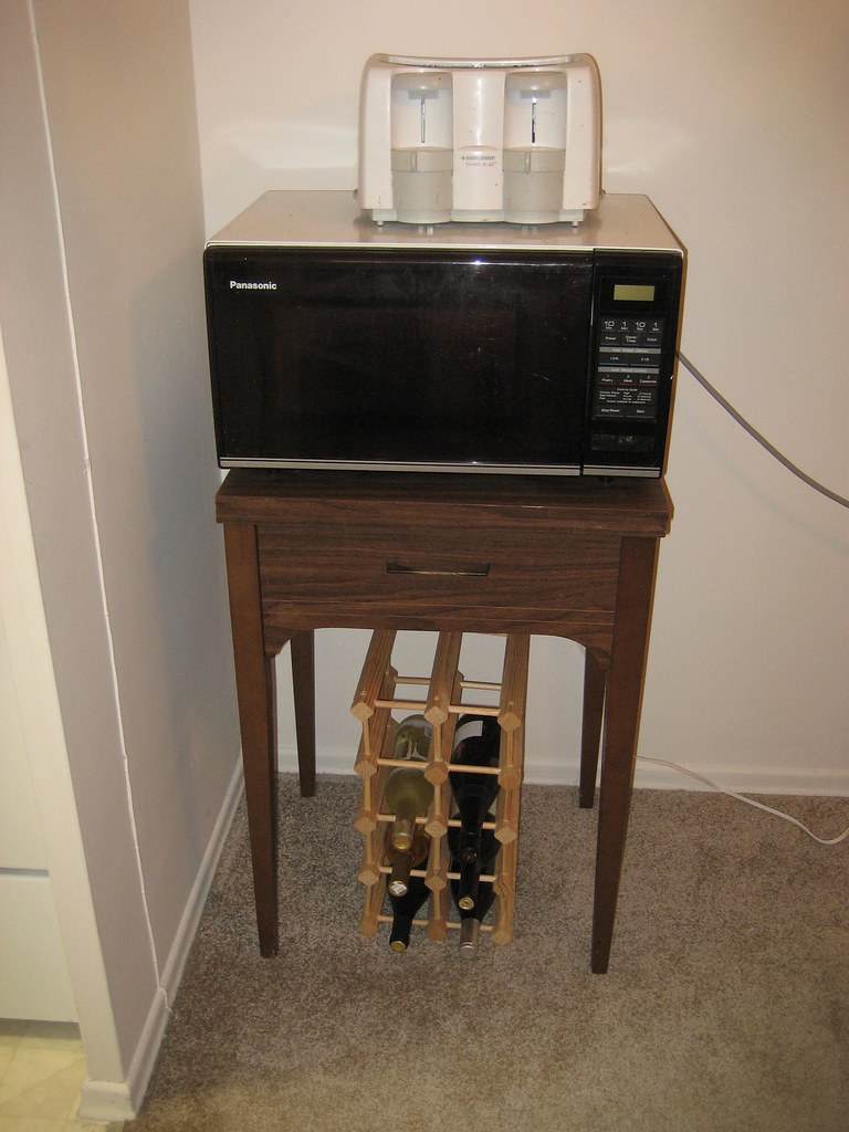 Microwave table and toaster Toaster 10 Microwave table … Flickr