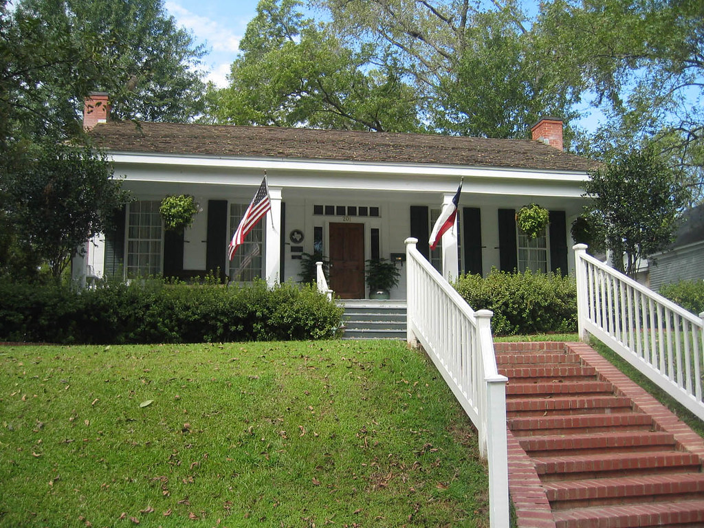 Sagamore House, Jefferson, Texas Sagamore House at 201 Dix… Flickr