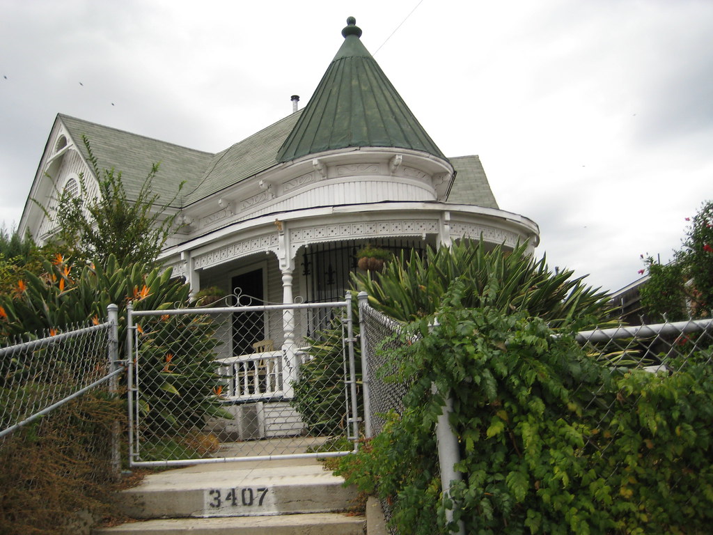 My favorite house in Boyle Heights Fourth Street overlooki… Flickr