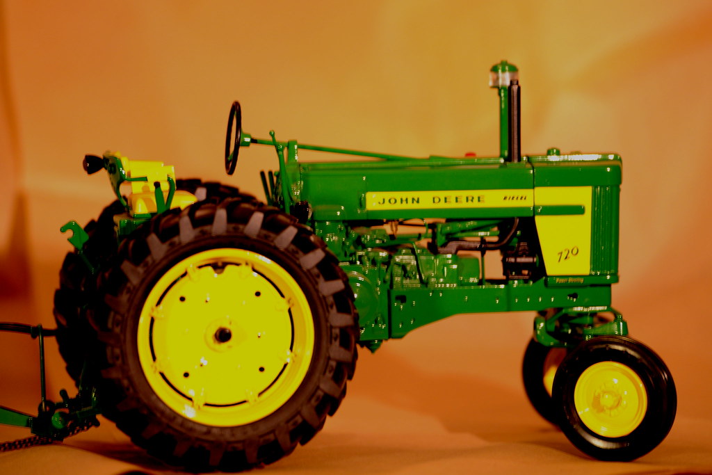 John Deere 720 Row Crop Tractor w/ 494A, Four Row Planter Flickr