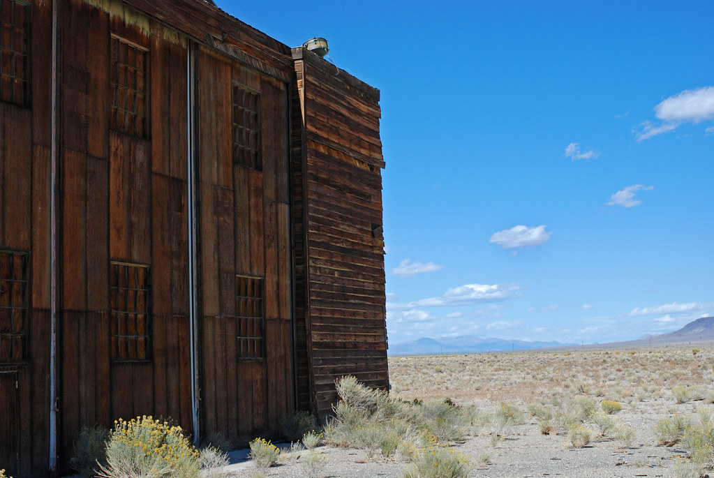 Ghost Airport near Tonopah, NV 2009 At Tonopah Airport, … Flickr
