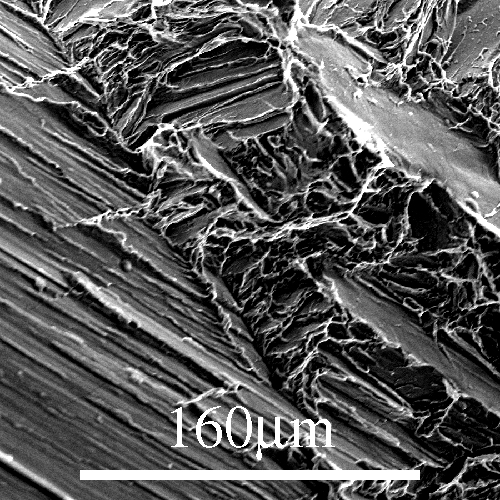 Notched zinc, broken by impact at room temperature Flickr