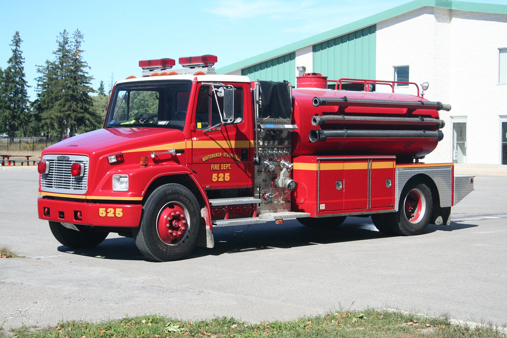 WhitchurchStouffville Tanker 525 1994 Freightliner FL80 /… Flickr