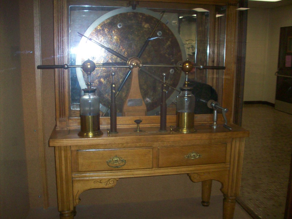 Wagner Static Electricity Machine 2 Again, the WSEM, but i… Flickr