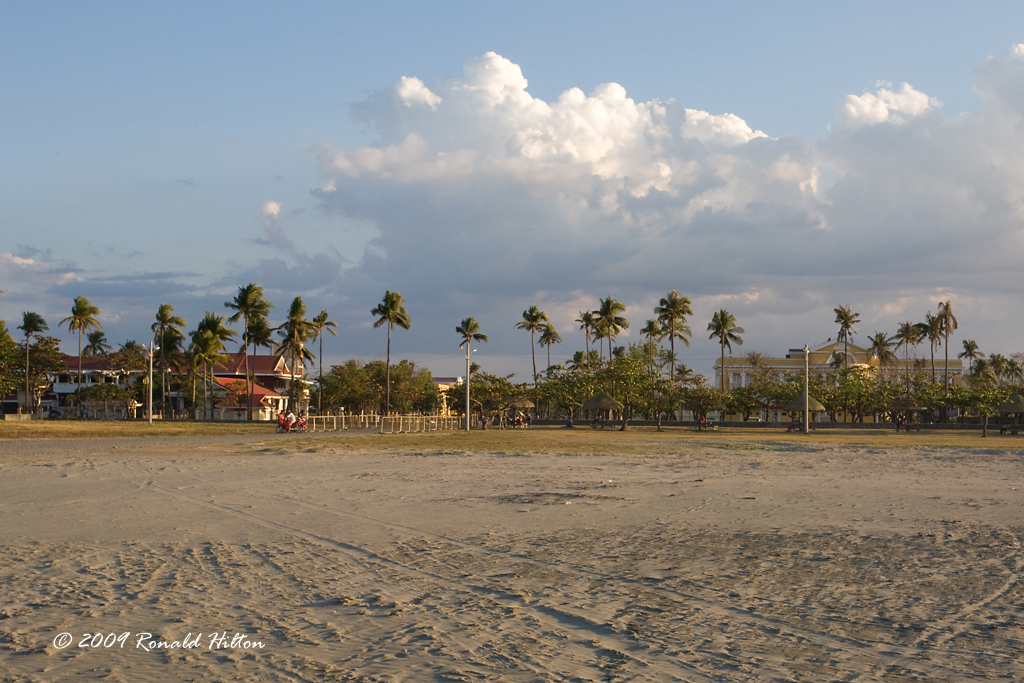 Lingayen Beach Lingayen, Pangasinan, Philippines See where… Flickr