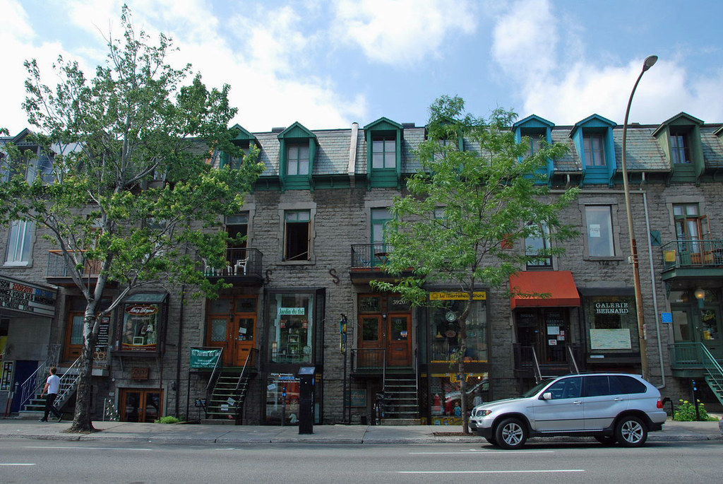 BLG_3202 rue stdenis in montréal schlick33 Flickr