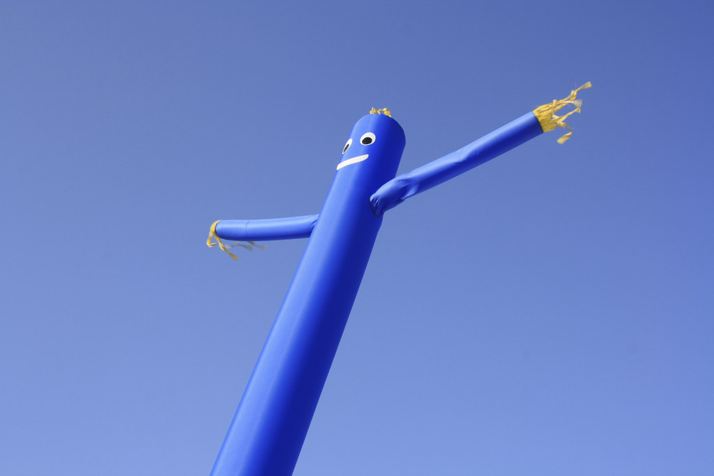 Wacky Waving Inflatable Arm Flailing Tube Man!! Wacky Wavi… Flickr