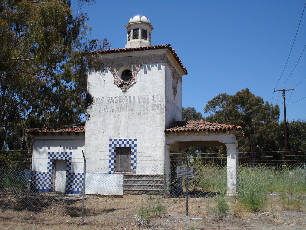 Abandoned Gas Station in Ellwood The Barnsdall Rio Grande … Flickr