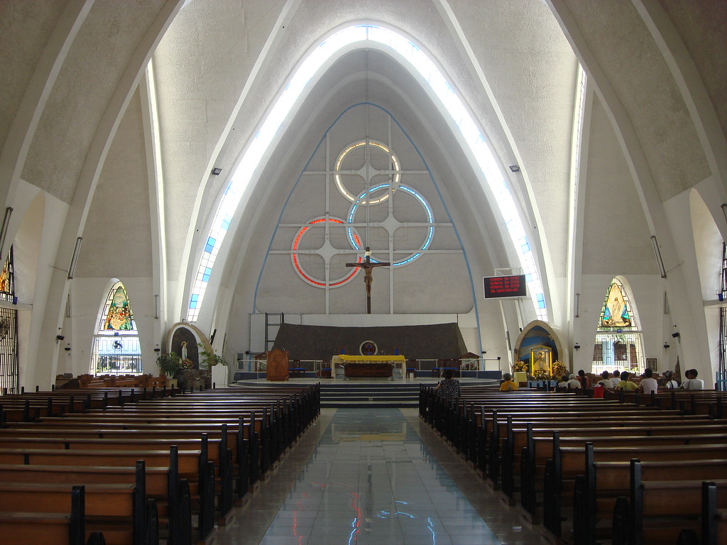 Interior of the Archdiocesan Shrine of Our Lady of Lourdes… Flickr
