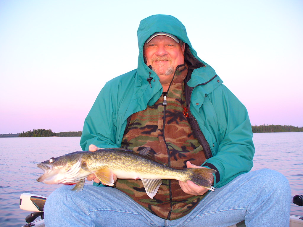 eagle_lake_ontario_walleye_2 Eagle Lake Ontario, Canada Wa… Flickr