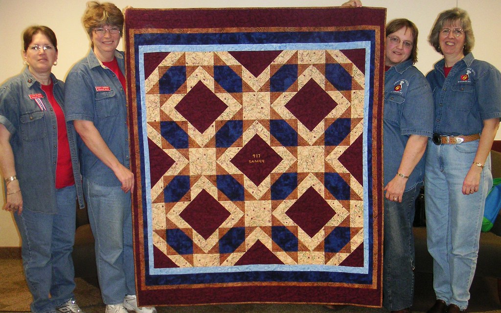 4 volunteers & completed quilt for injured Douglas County … Flickr