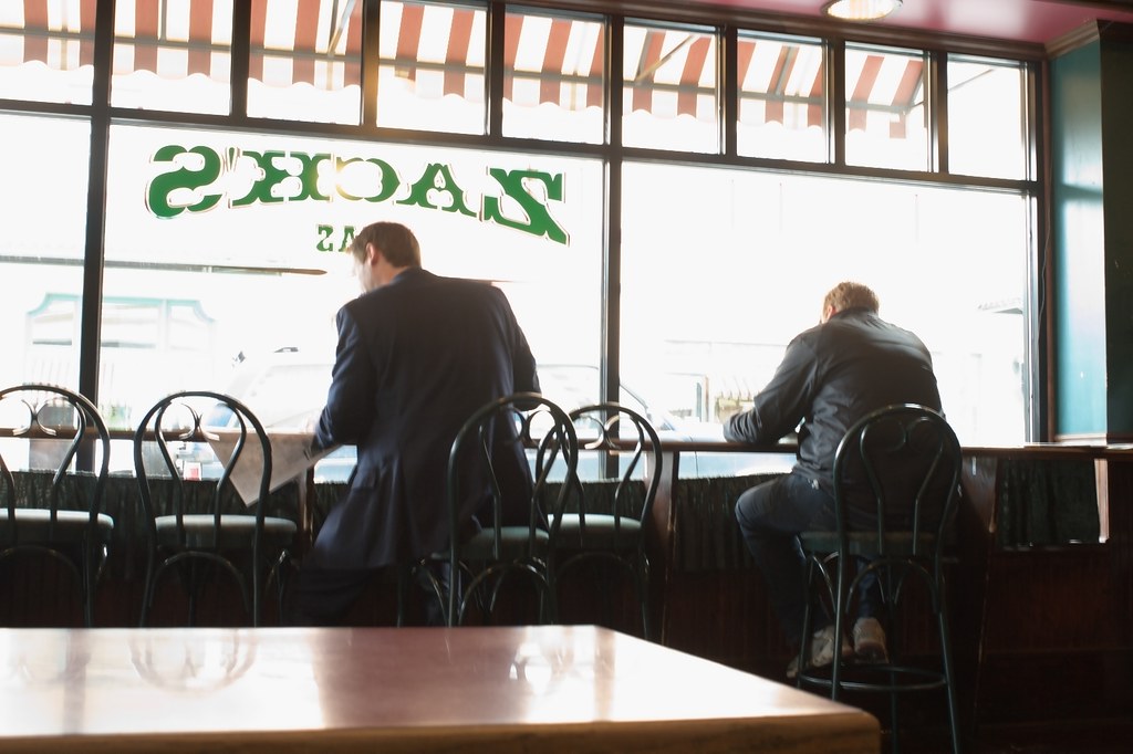 Zack's Zack's coffee shop, corner of 4th and Victoria, Kam… Flickr