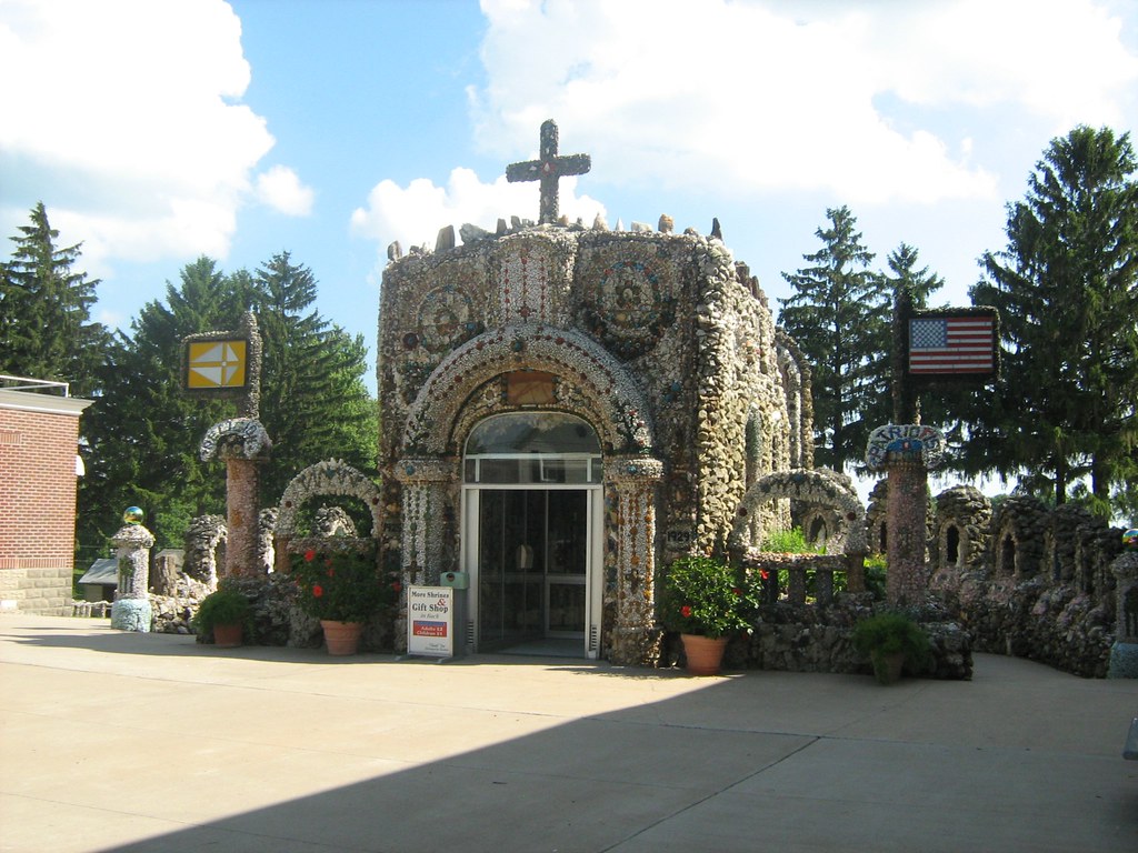 Dickeyville Grotto The Grotto at Dickeyville, WI Larry Fiehn Flickr