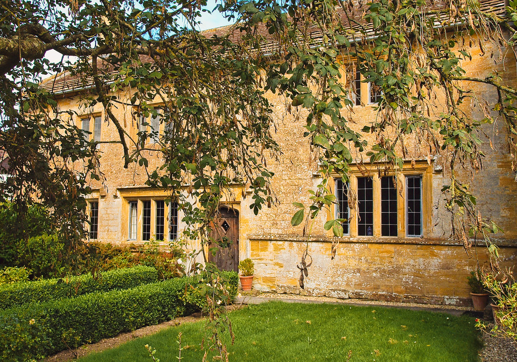 Francis House, a 17th century farmhouse in Tintinhull, Som… Flickr
