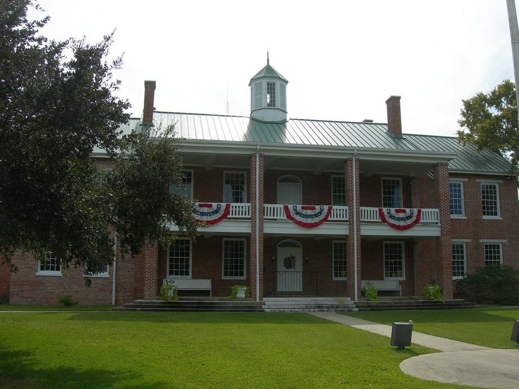 Amite County Courtouse Liberty, Mississippi Constructed be… Flickr