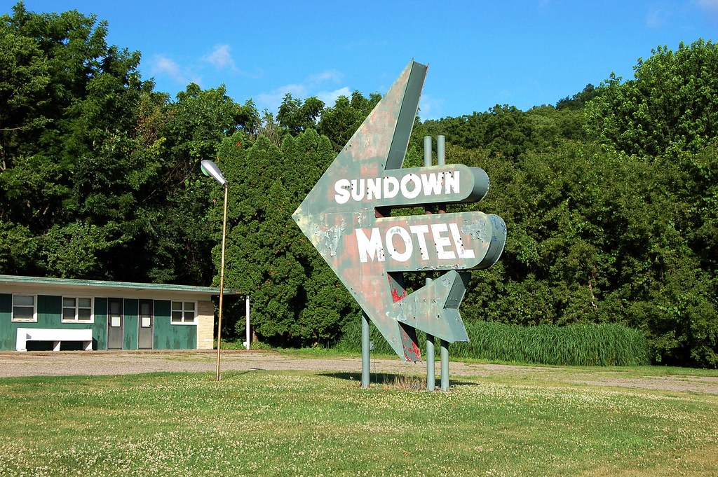 Minnesota, Goodview, Sundown Motel (21,640) Earl C. Leatherberry Flickr