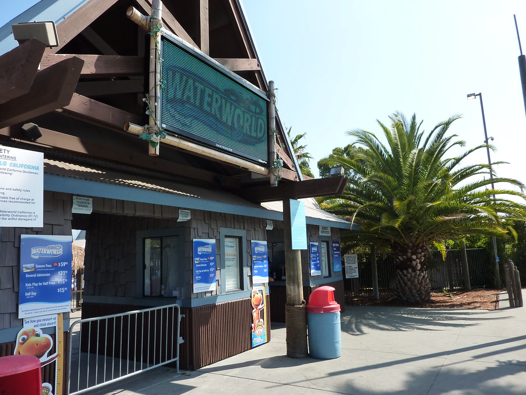 Waterworld Concord California Gary Bembridge Flickr