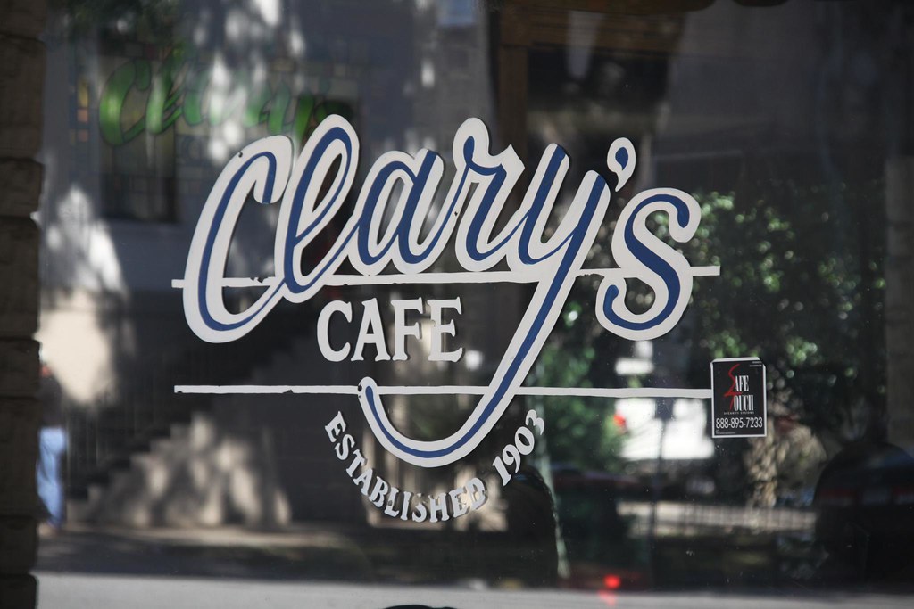 Clary's Cafe, Savannah, GA IMG_2998 David Stall Flickr