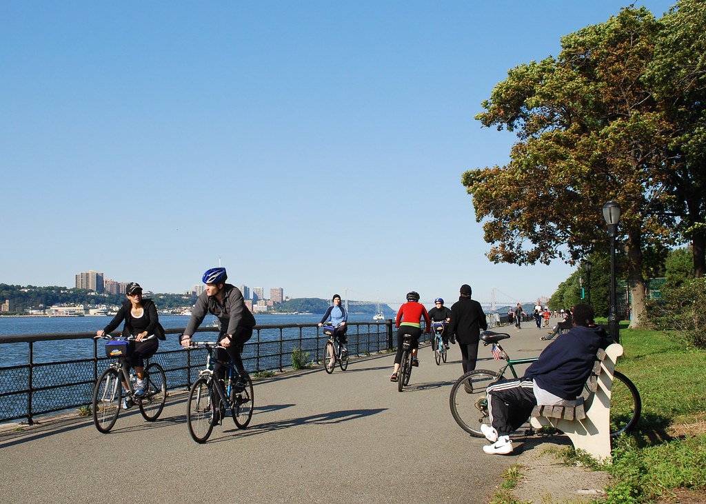 Riverside Park Bike Path The West Side Greenway bike path … Flickr