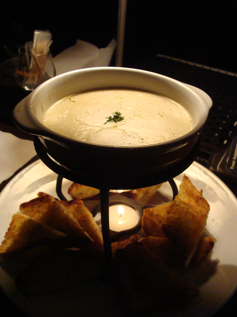 Fondue Cheese fondues are great in Winter , the… Flickr
