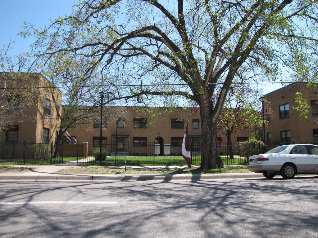 Mullen Court Apartments Mullen Court Apartments at 114011… Flickr