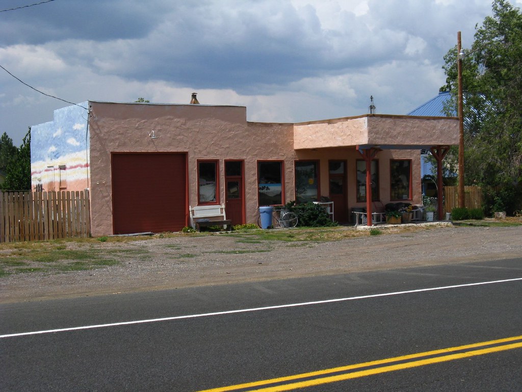 New Pine Creek, California Old Gas Station Jasperdo Flickr