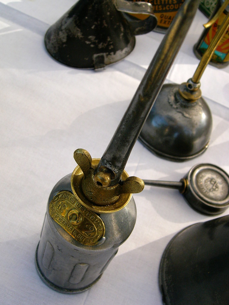 Burette Burette Inscription Louis Lefebvre, n°O2, Près S… Flickr