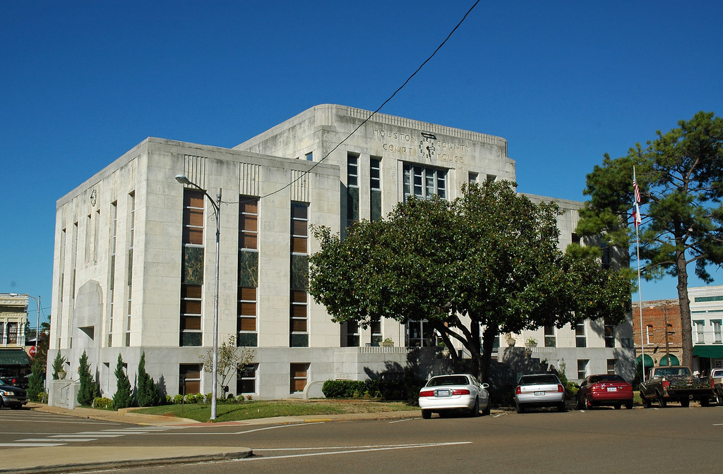 Houston County Courthouse The Houston County Courthouse in… Flickr