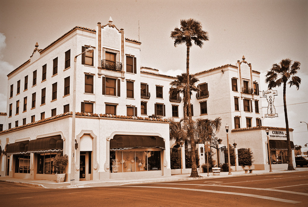 Hotel Cortez Weslaco, Texas Built a short time after Wor… Flickr