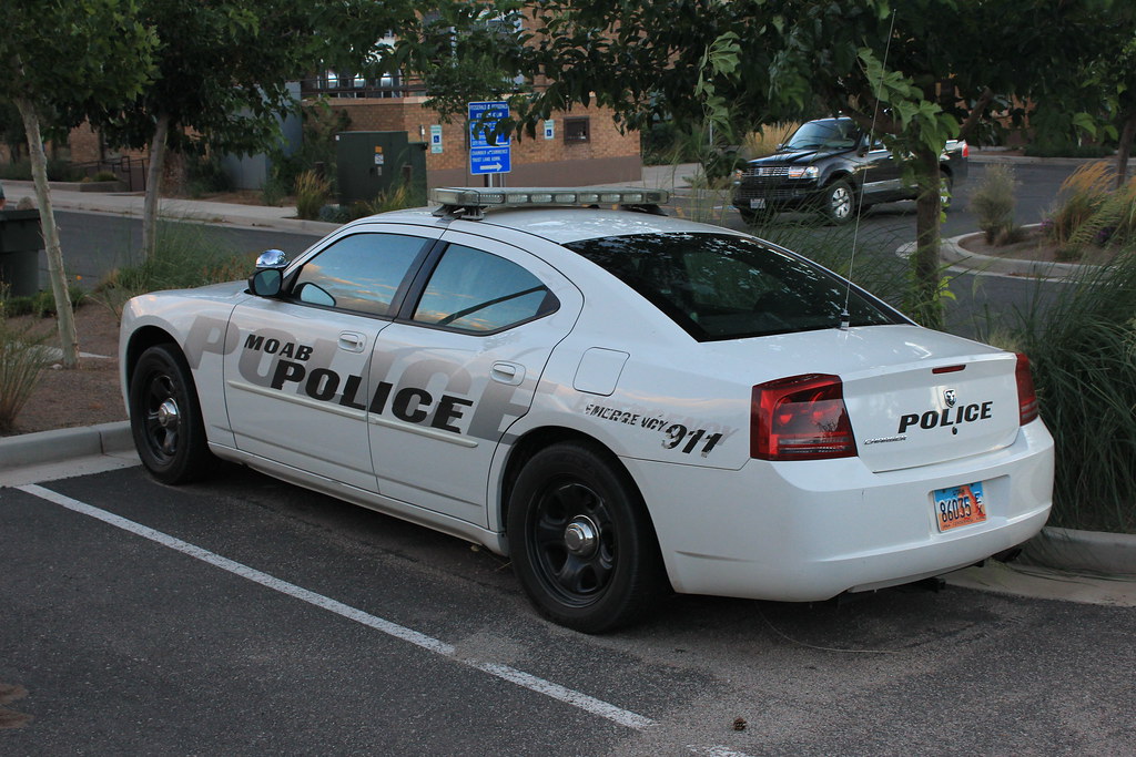 Dodge Charger Moab Police (Utah) At the police parking lot… Flickr