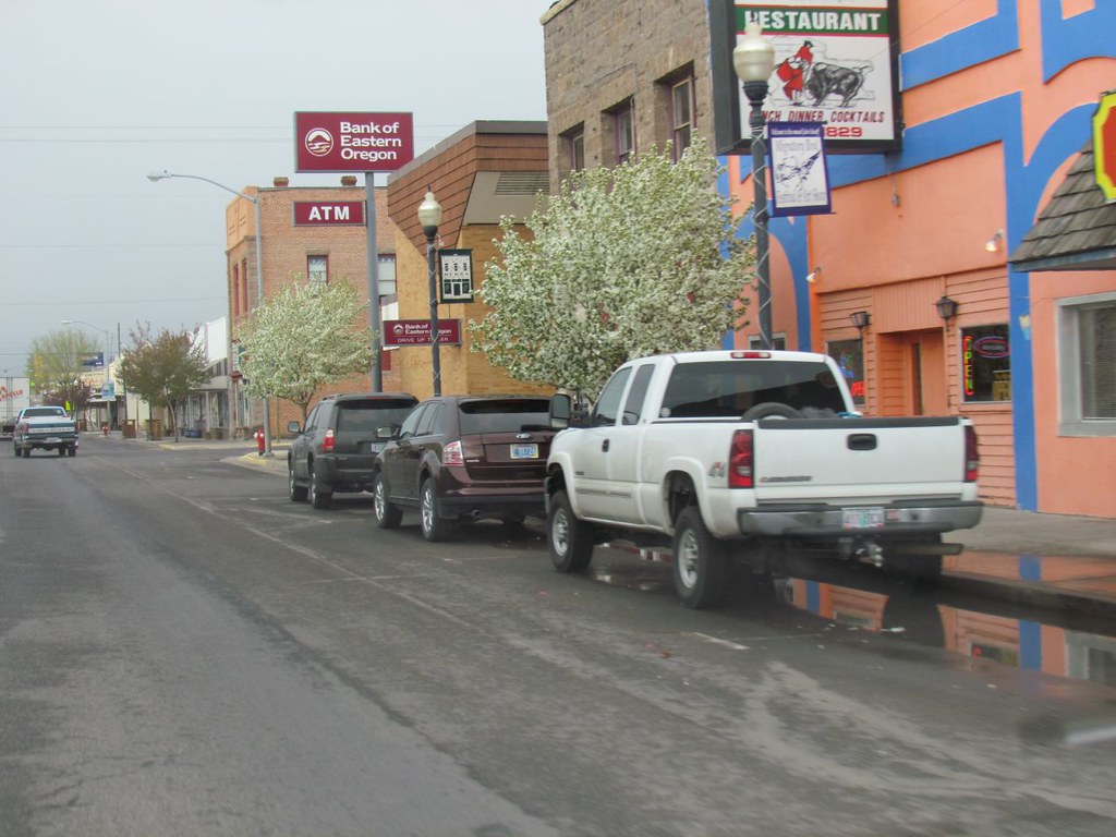 Burns , Hines Oregon (6) Richard Bauer Flickr