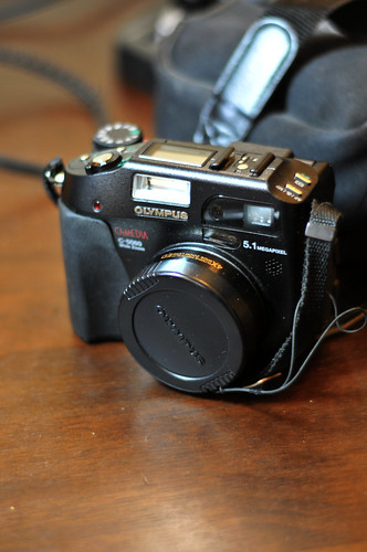 OLYMPUS C-5060 Digital Camera 5.0 Megapixel C5060 | $ 50 USD… | Hsiao