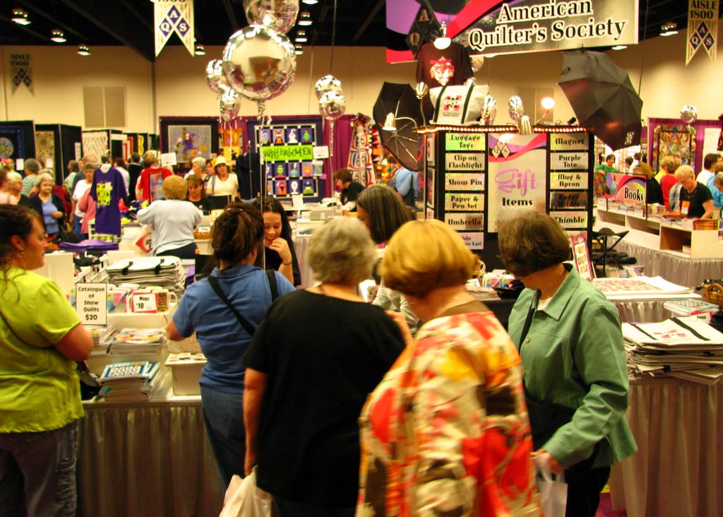 aqs paducah fall 2023 AQS booth at AQS Quilt Show in Paducah circulating Flickr