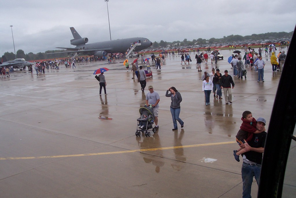 100_5944 Air Show at Selfridge ANG base RayAmbrozy Flickr