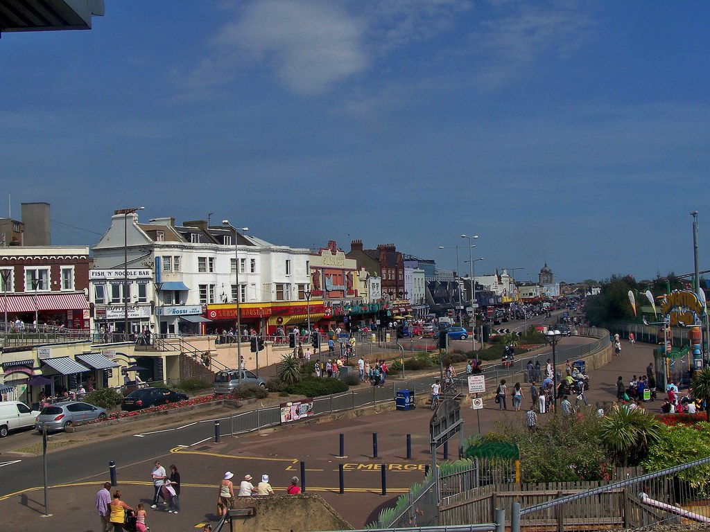 SouthendonSea, Essex, England August 2009 en.wikipedia… Flickr