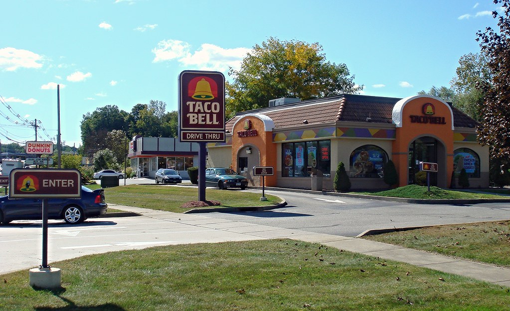 Taco Bell on Newtown Rd.; Danbury, CT a photo on Flickriver