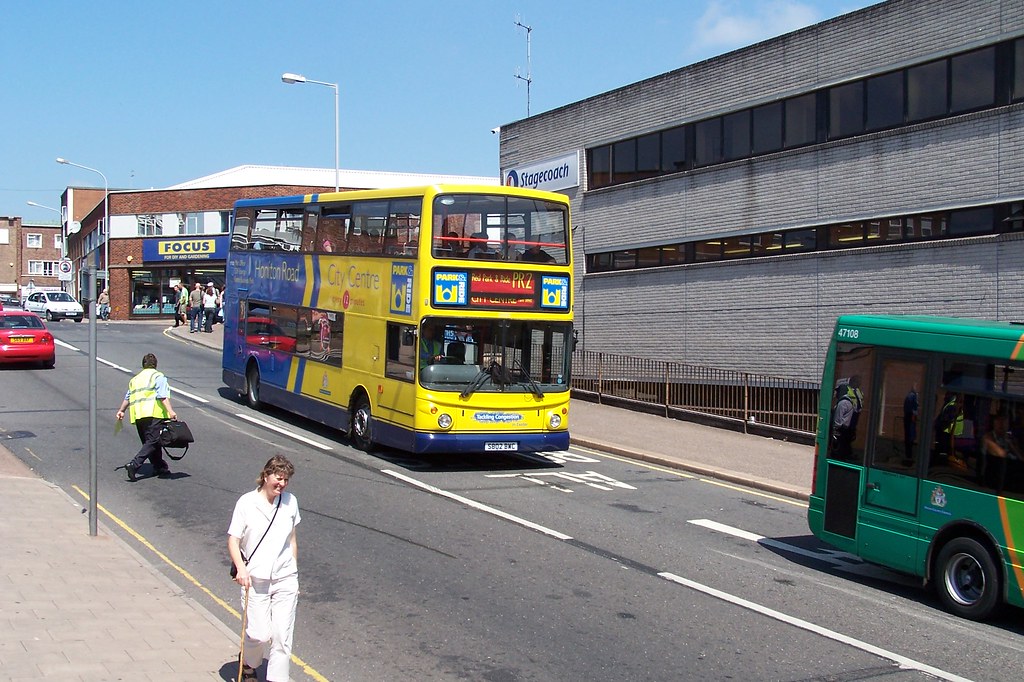S802BWC Exeter, 2006. Exeter park and ride liveried Denn… Flickr