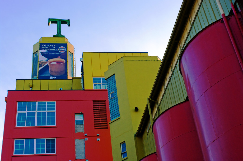 Tully's Coffee Back side of corporate headquarters. In the… Flickr