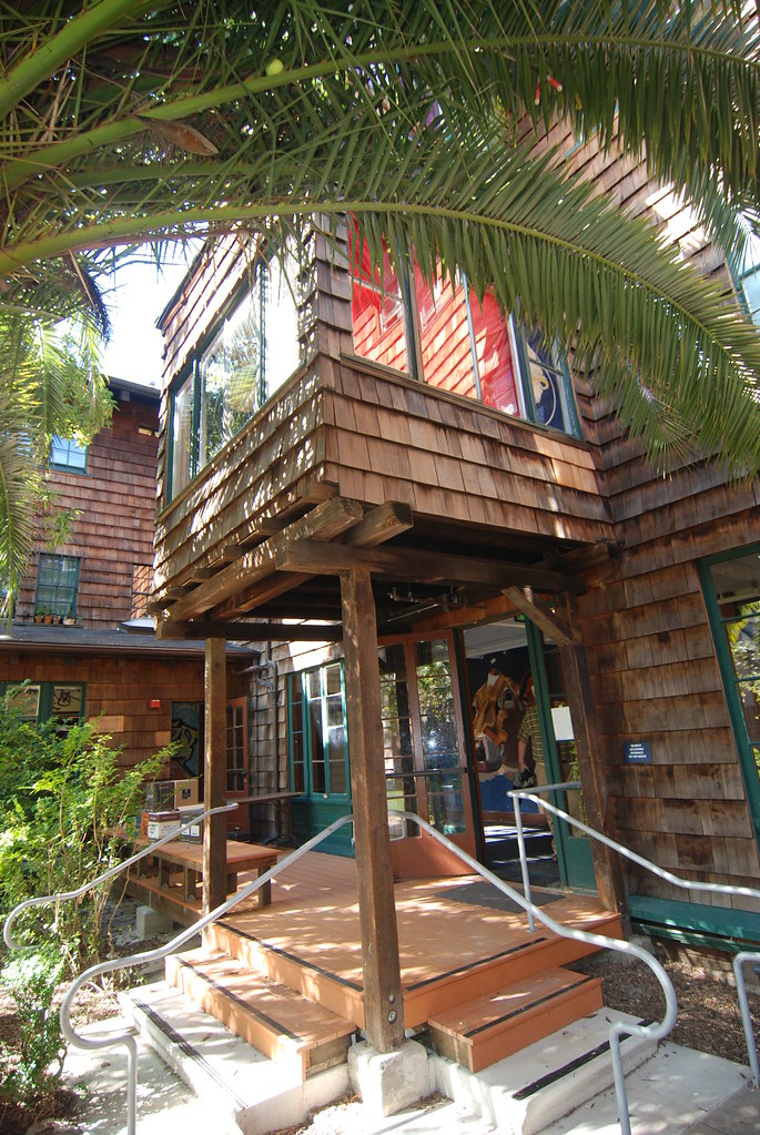 Cloyne Court Fall 2009 Reopening party for Cloyne Court C… Flickr