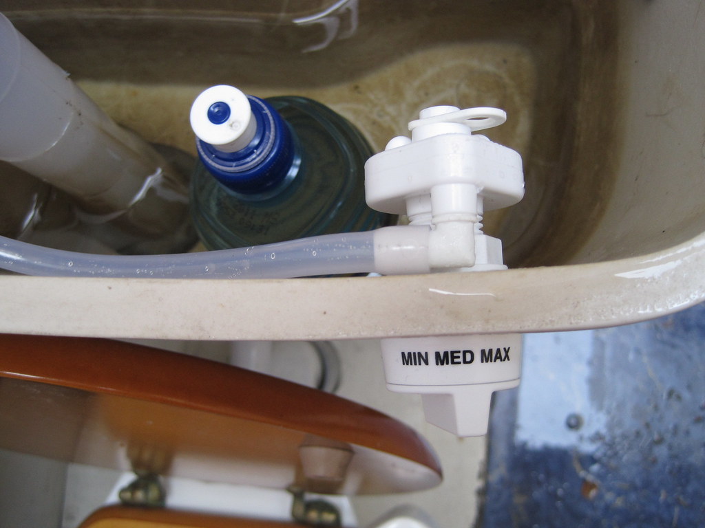 WC water saving devices Simple water saving measure add … Flickr