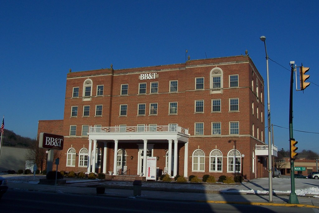 BB&T Bank Building Main Street, Wytheville, Virginia J. Stephen