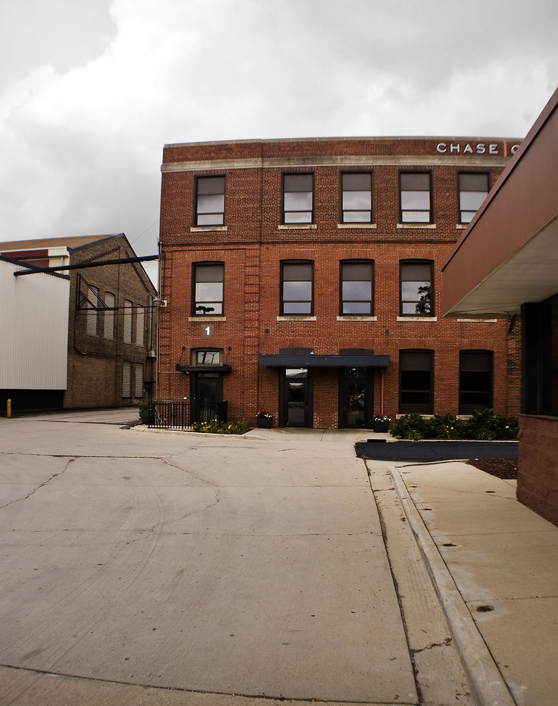 Chase Commerce Center This is the entrance to the Chase Co… Flickr