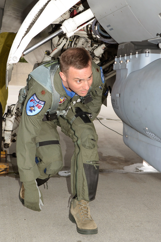 150617ZOL711008 U.S. Air Force Maj. Zachary "Size" Coun… Flickr