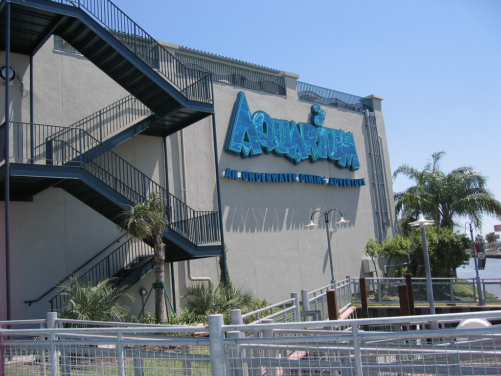 IMG_0918 aquarium at kemah boardwalk sandiepandy Flickr