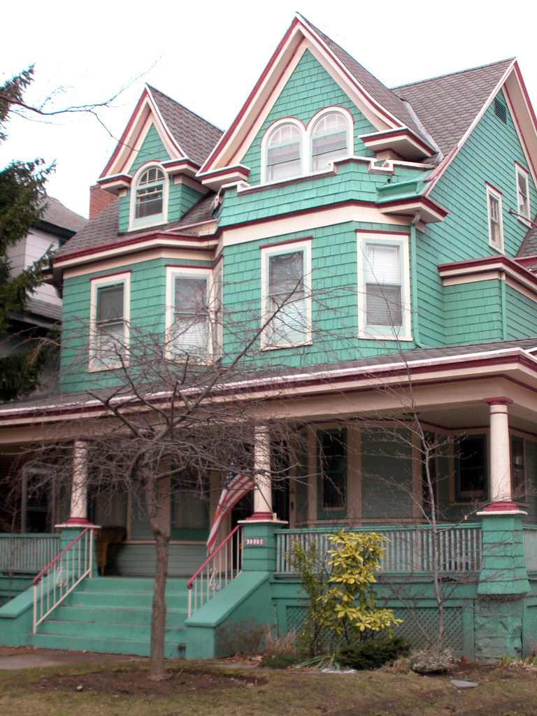 victorianflatbusholdhous Just some houses in the neighb… Flickr