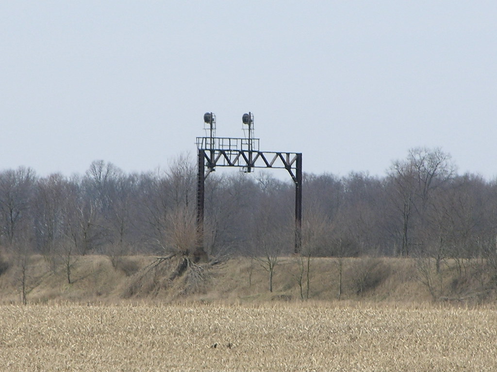 Laketon Indiana and a leftover remenant of the Erie Lackaw… Flickr