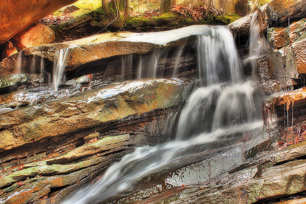 Jagged Falls Moss Rock Reserve in Hoover, Alabama Tar Guevara Flickr