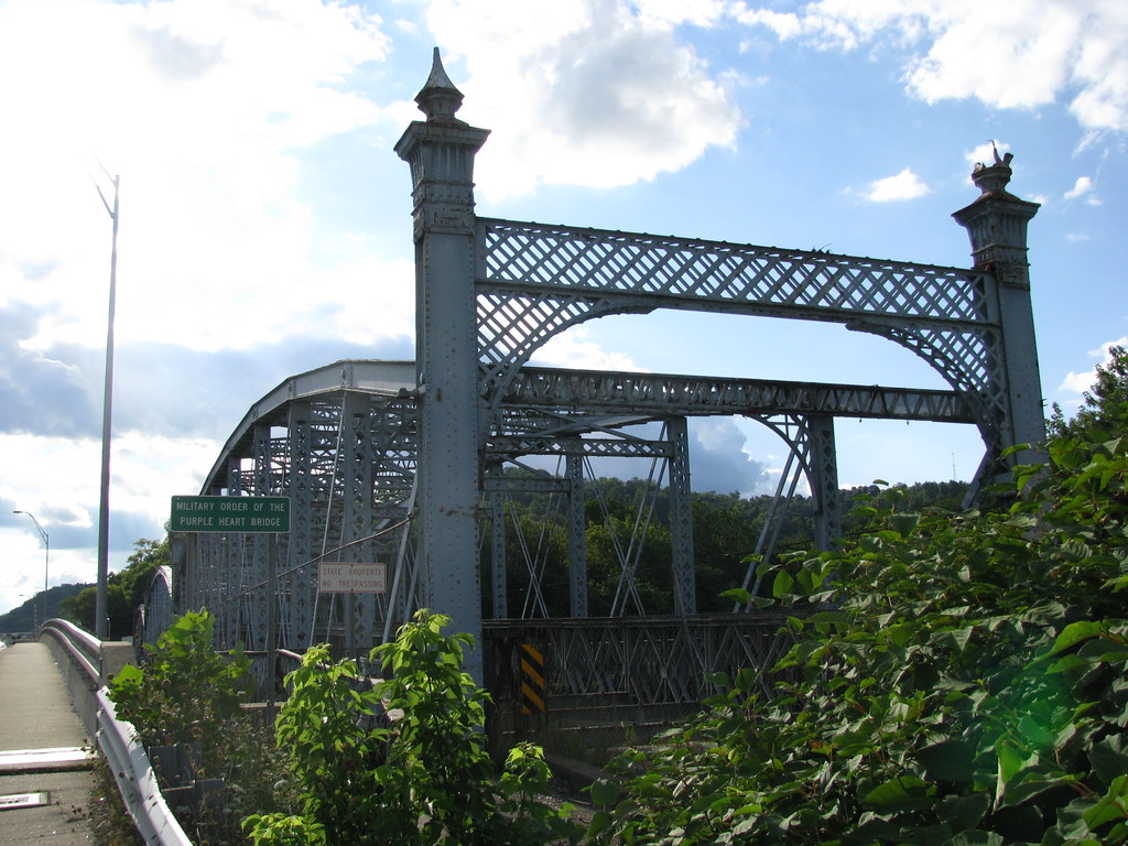 The Bridgeport Bridge Built in 1893, this bridge crosses t… Flickr